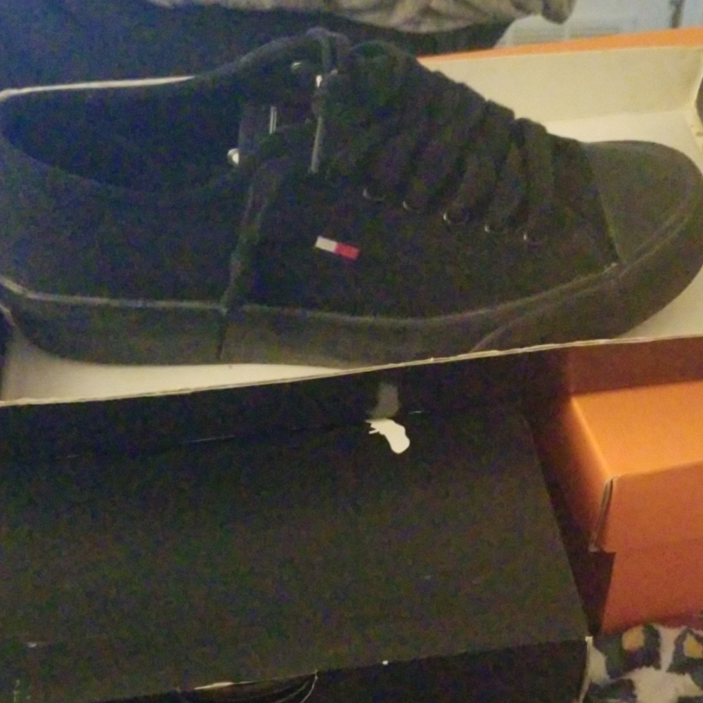 Sneakers - Picture 2 of 2